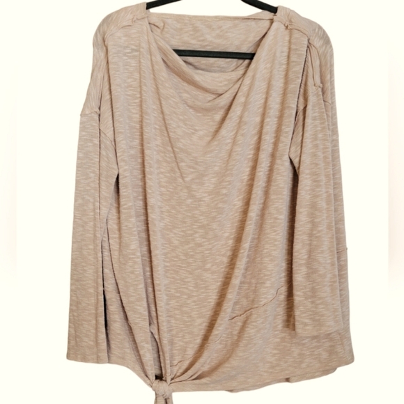 EASEL Raw Seam Oversized Sweater - Picture 1 of 7